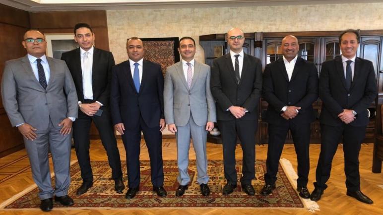 المصرية للاتصالات توقع اتفاقية مع فايبر مصر لتطوير المدن الذكية